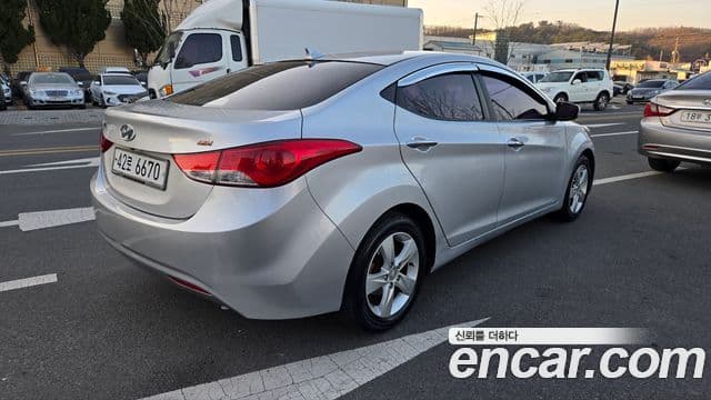 Hyundai Avante MD M16 GDI Avenue, 2013 6