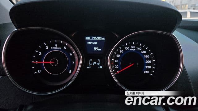 Hyundai Avante MD M16 GDI Avenue, 2013 19