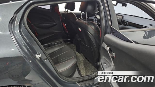 Hyundai Veloster (JS) Core, 2018 12