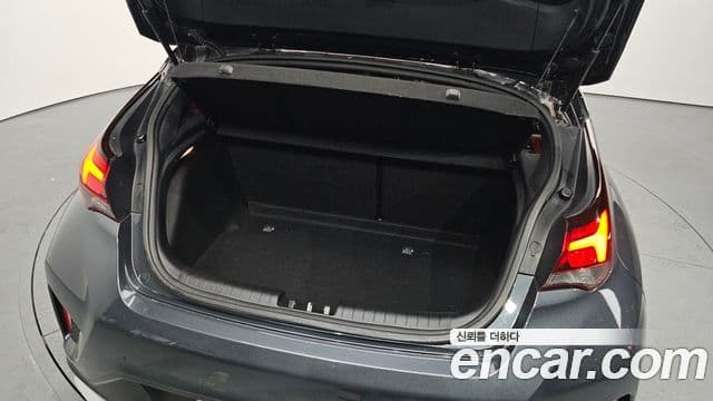 Hyundai Veloster (JS) Core, 2018 20