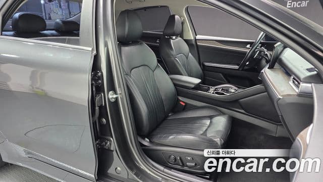 Kia K5 3세대 Signature, 2020 10