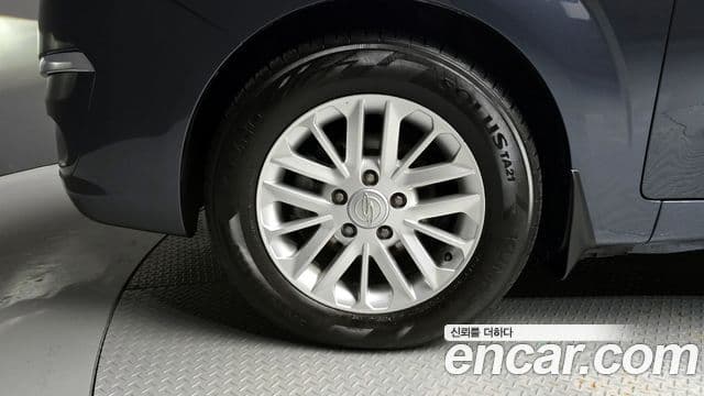 KG모빌리티(SsangYong) Korando 투리스모 4WD GT 11인승, 2014 все фото