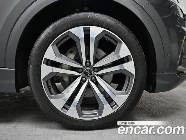 Audi Q8 (4M) Premium, 2023 все фото