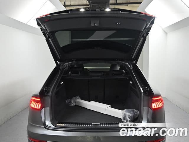 Audi Q8 (4M) Premium, 2023 15