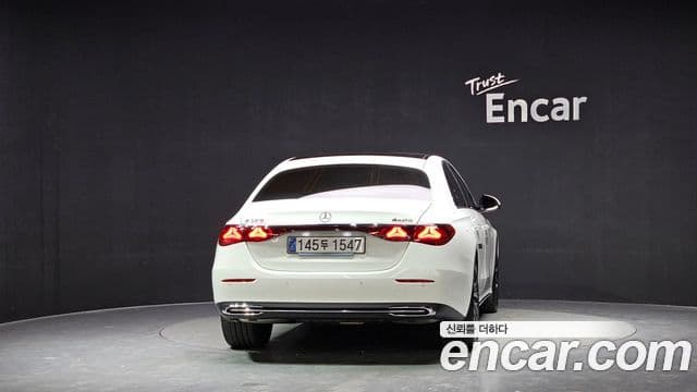 Mercedes-Benz E-класс W214 Exclusive, 2025 4