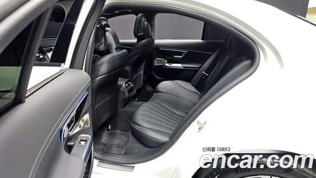 Mercedes-Benz E-класс W214 Exclusive, 2025 12