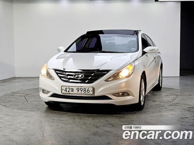 Hyundai YF Sonata люксовая версия, 2010 2