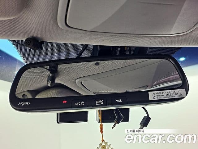 Hyundai YF Sonata люксовая версия, 2010 13