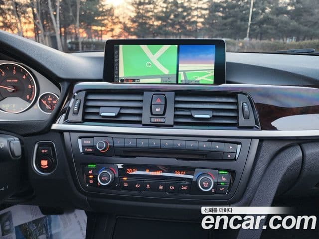 BMW 3시리즈 (F30), 2012 8