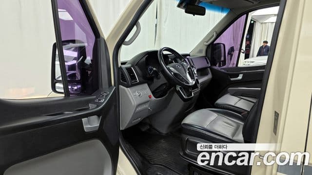 Hyundai 쏠라티 лимузин, 2018 10