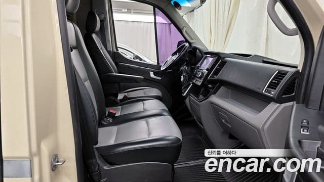 Hyundai 쏠라티 лимузин, 2018 11