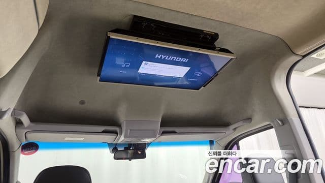 Hyundai 쏠라티 лимузин, 2018 17