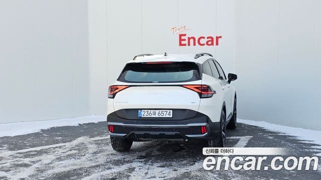 Kia Sportage 5세대 гибрид Signature Gravity 2WD, 2022 4