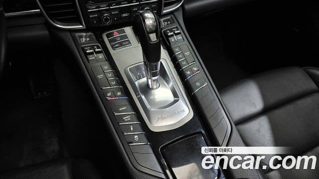 Porsche Panamera 970, 2016 9