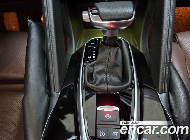 Renault Korea(Samsung) The / новый New QM6 2.0 LPe RE Signature 2WD, 2020 9