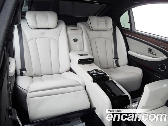 KG모빌리티(SsangYong) 뉴체어맨 W Summit, 2014 1