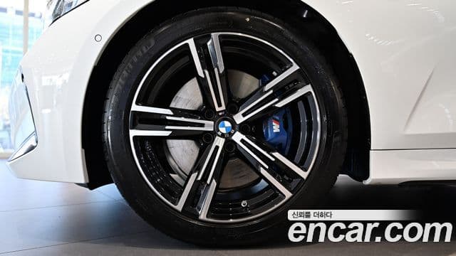 BMW 3시리즈 (G20) 320i Туринг (Touring) M Sport, 2025 все фото