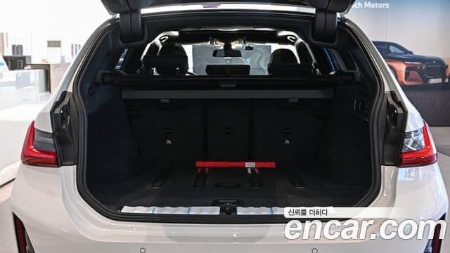 BMW 3시리즈 (G20) 320i Туринг (Touring) M Sport, 2025 18