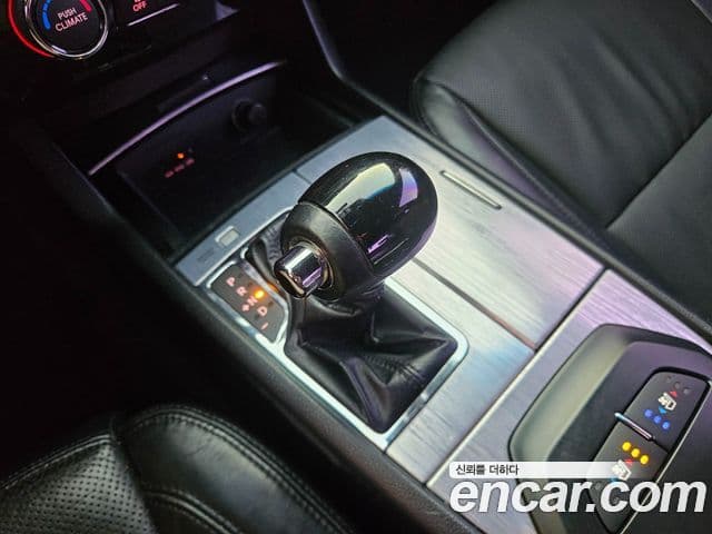 Kia K7 Premium, 2011 10