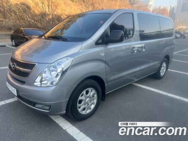 Hyundai Grand Starex CVX Luxury, 2014 1
