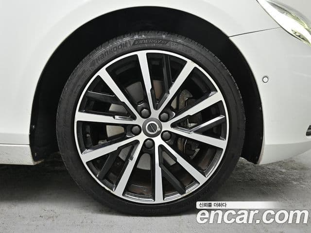 Volvo V40 2세대, 2018 6