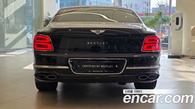 Bentley Flying Spur 3세대 4.0 Azure, 2024 4