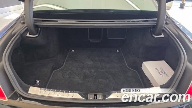 Bentley Flying Spur 3세대 4.0 Azure, 2024 7