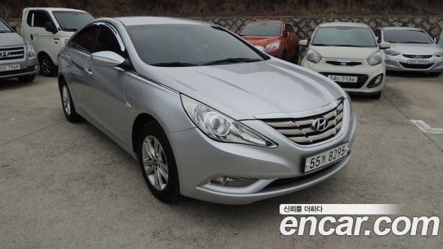 Hyundai YF Sonata Luxury, 2011 3