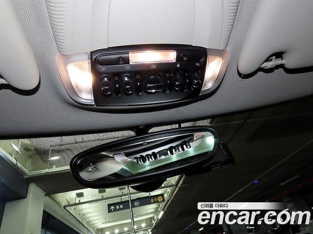 Mini Cooper D 3세대, 2016 15