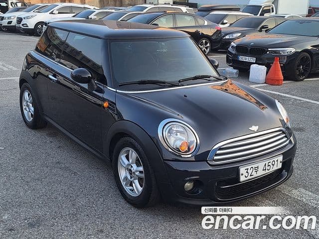 Mini Cooper SE, 2013 3
