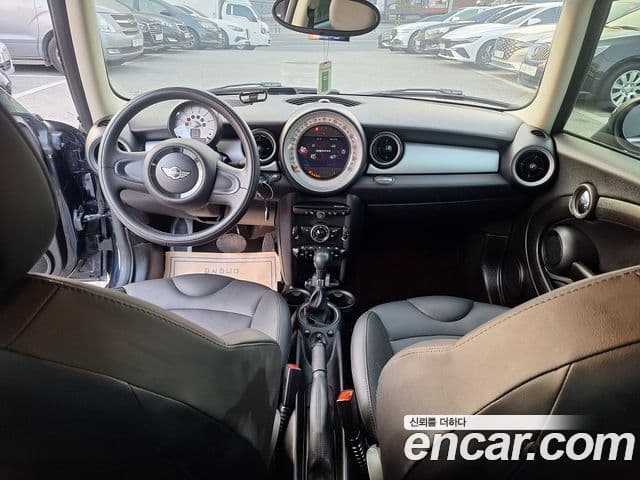 Mini Cooper SE, 2013 7