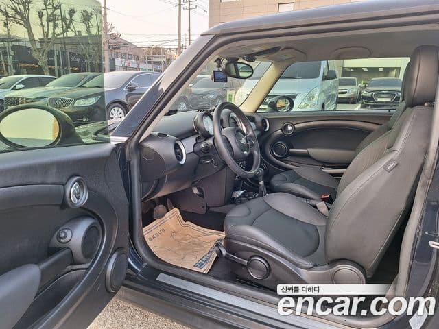 Mini Cooper SE, 2013 8