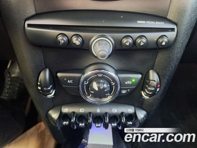 Mini Cooper SE, 2013 12