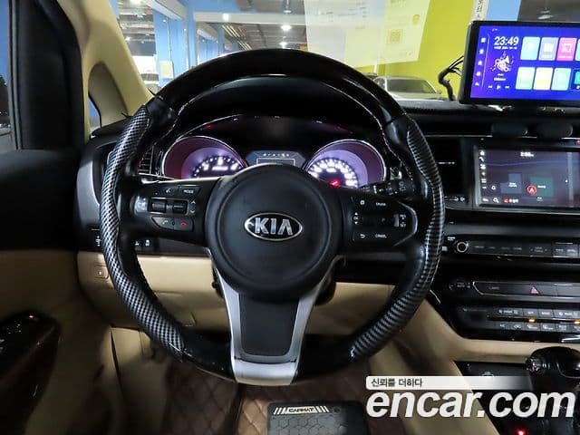 Kia All New Carnival President, 2016 9