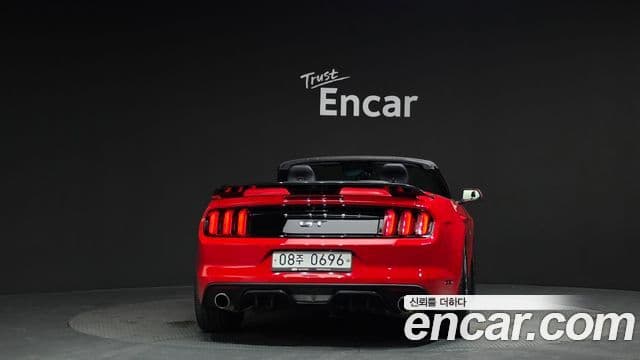 Ford Mustang GT кабриолет, 2016 4