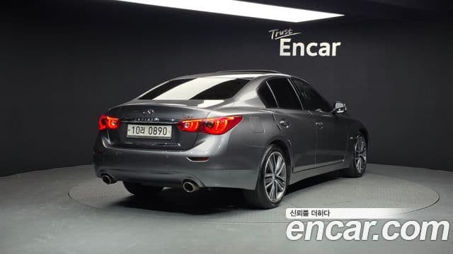 Infiniti Q50 Premium, 2016 2