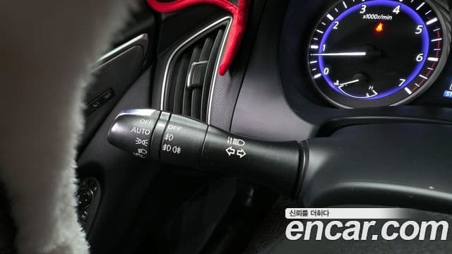 Infiniti Q50 Premium, 2016 17