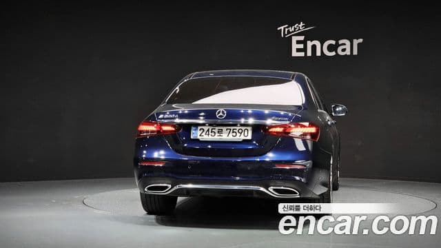 Mercedes-Benz E-класс W213 AMG Line, 2021 4
