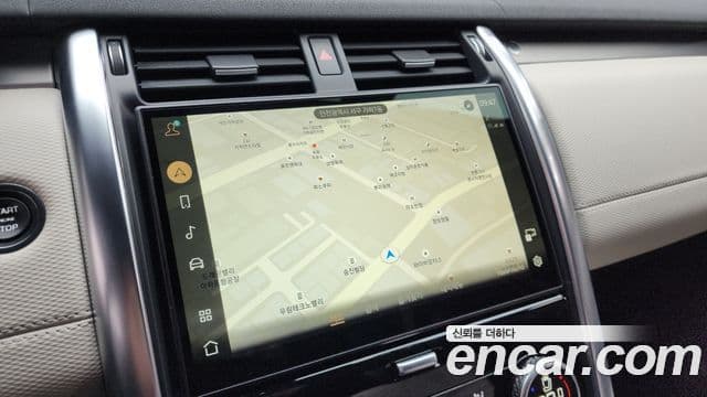 Land Rover Discovery 5 P360 R-Dynamic SE, 2023 14