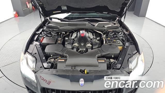 Maserati Quattroporte GTS 3.8 V8, 2016 6