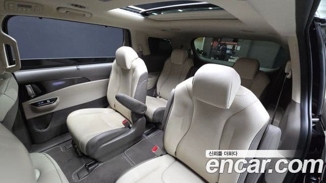 Kia Carnival 4세대 Signature, 2023 12