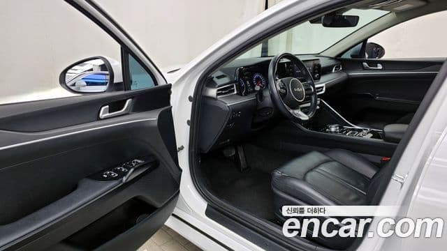 Kia K5 гибрид 3세대 Prestige, 2022 9