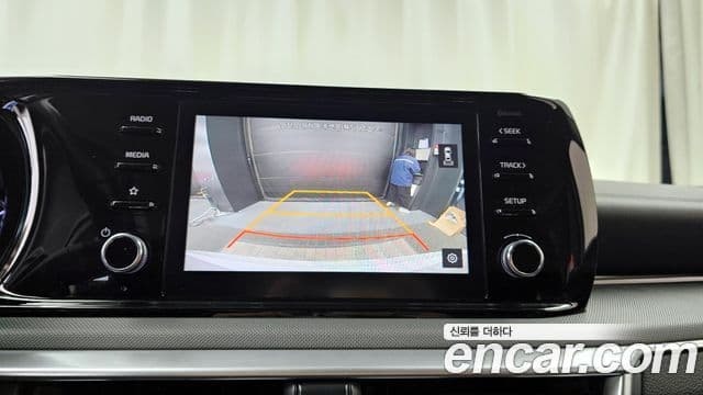 Kia K5 гибрид 3세대 Prestige, 2022 15