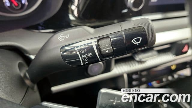 Kia K5 гибрид 3세대 Prestige, 2022 18