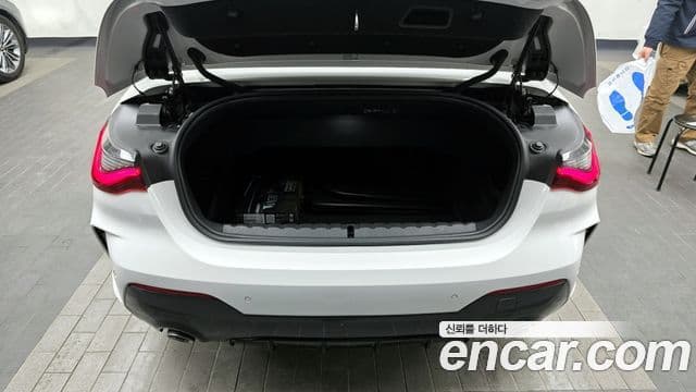 BMW 4시리즈 (G22) 420i M Sport кабриолет, 2023 20