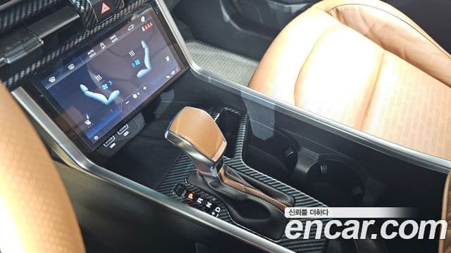 KG모빌리티(SsangYong) Torres T7, 2023 9