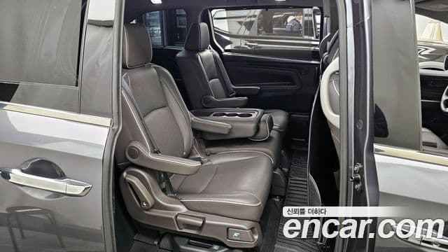 Honda Odyssey 5세대, 2023 11