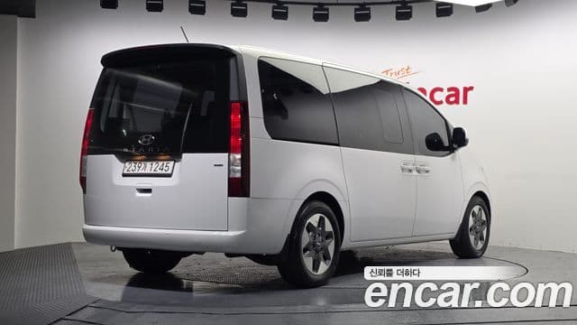 Hyundai Staria Modern, 2022 2