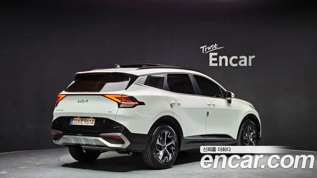 Kia Sportage 5세대 гибрид Signature 2WD, 2023 2