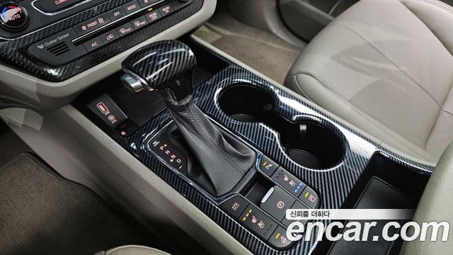 Kia The / новый New Carnival Noblesse, 2019 9